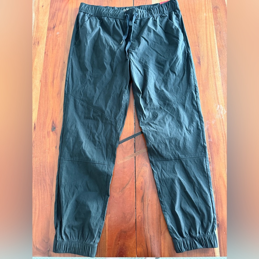 Men's Iron Co Black Joggers